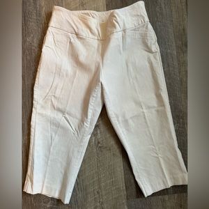 Ricki’s brand Capris